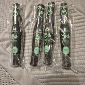 New 4 Essence Lash Princess False Lash Effect Mascara